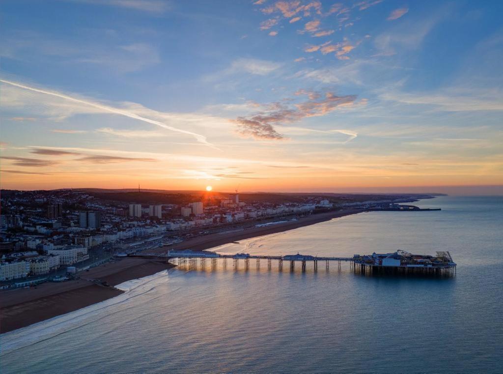 Brighton Palms Apartment ภายนอก รูปภาพ